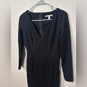 Banana Republic Elegant Black V-Neck Dress with long sleeves size 4 petite